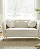Emilio Loveseat mit goldenen Beinen und Plüschkissen