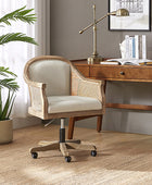 Audrey Rattan Task Chair - Drehbarer Sockel und geschwungene Sitzform